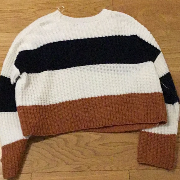 Multi colored sweater - Picture 2 of 2